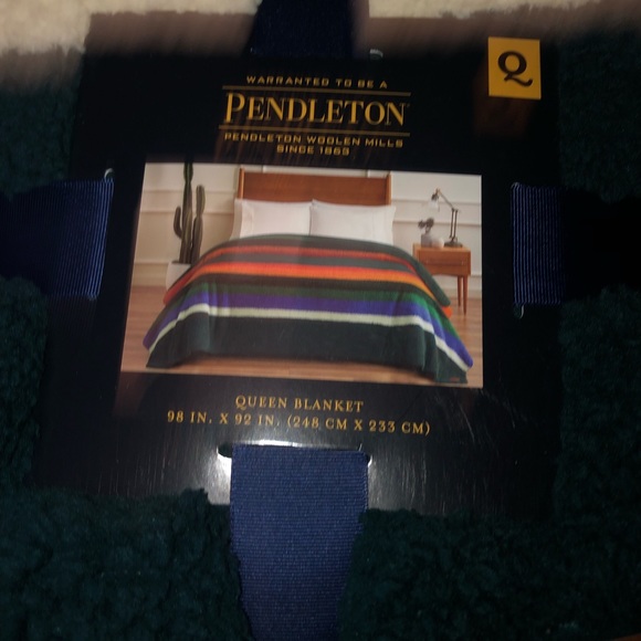 Pendleton Sherpa fleece Grand Canyon Queen size blanket - Picture 2 of 4